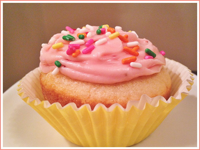 pink-frosting-cupcake-with-sprinkles